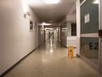 Öt megyében és a fővárosban van kórházi látogatási tilalom